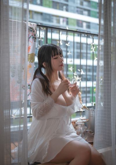 白浆一区二区_爱奇艺VIP神马影院手机在线
