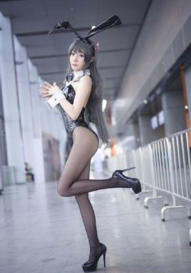 亚洲丝袜另类制服_超清在线手机播放